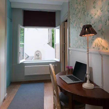 Canalside House - Luxury 4* Bruges