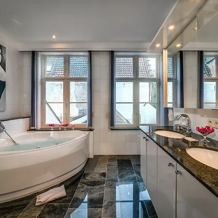 Guest house Canalside House - Luxury Bruges